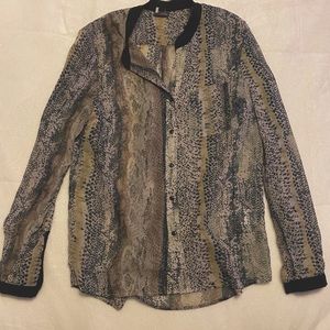 Sparkle & Fade Long Sleeve Snakeskin Print Blouse